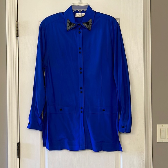 Beaded blouse - Picture 1 of 5